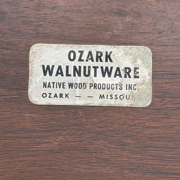 Walnut MCM Serving Bowl with Handle - Picture 4 of 5